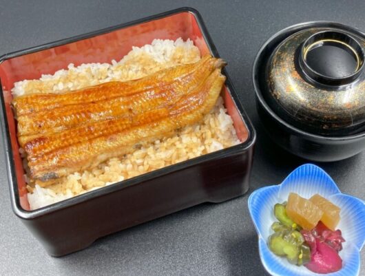 下田の宅配【うな重　【ハーフ】】