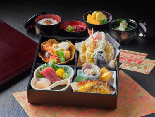 下田の宅配【松花堂　秋草（あきぐさ）】