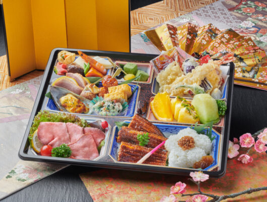 下田の宅配【お持ち帰り用　高級箱会席（６５００）】